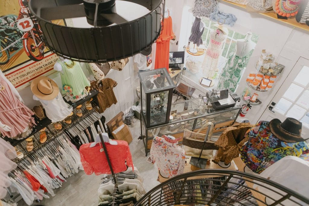 boutique-shop-slider svg+xml;charset=utf -