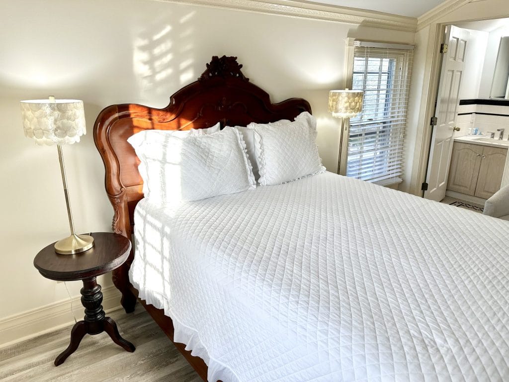 Boutique-Hotel-Nest-10-Elaines-Cape-May-edited-1 svg+xml;charset=utf -