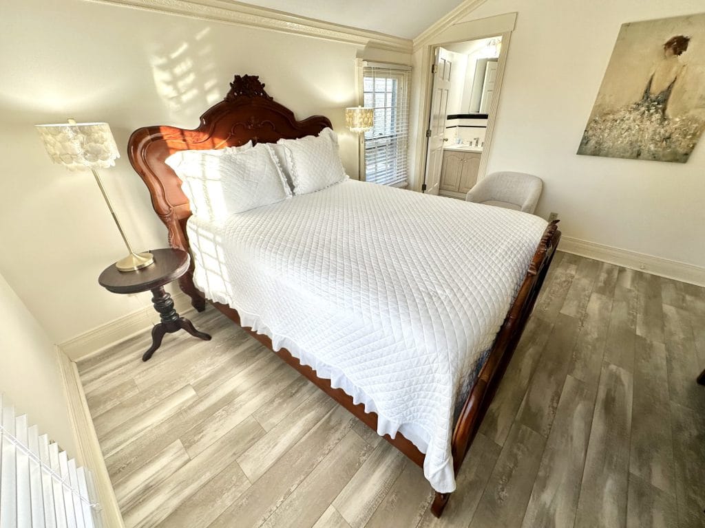 Boutique-Hotel-Nest-10-Elaines-Cape-May-edited-2 svg+xml;charset=utf -