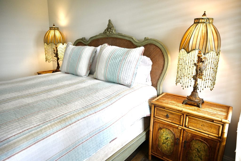 Boutique-Hotel-Nest-6-Elaines-Cape-May-edited-8 svg+xml;charset=utf -