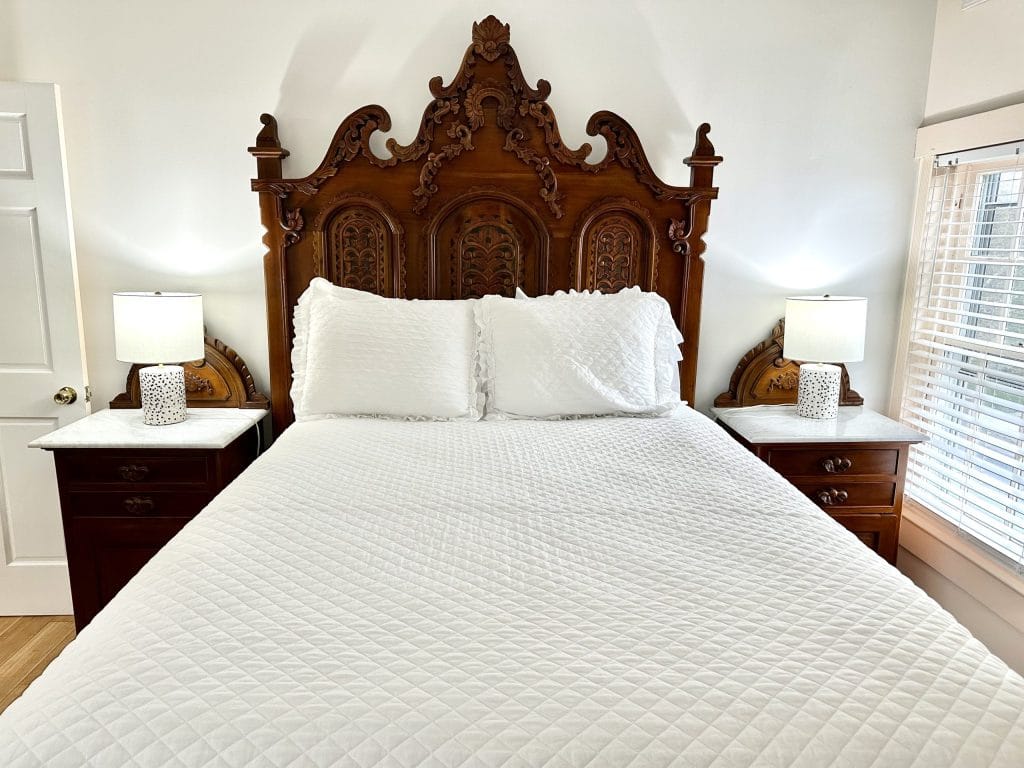 Boutique-Hotel-Nest-8-Elaines-Cape-May-edited-1 svg+xml;charset=utf -